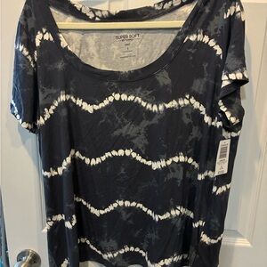Torrid 2 Super Soft Knit Tee Plus Size 2x Blue Tie Dye NWT